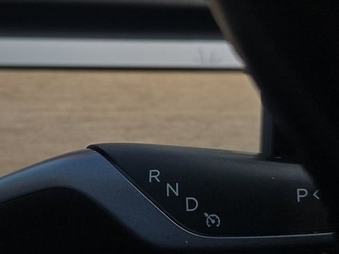 Used 2018 Tesla Model 3 Long Range RWD image 21