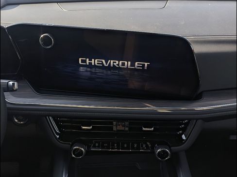 New 2026 Chevrolet Suburban LS AWD/4WD image 24
