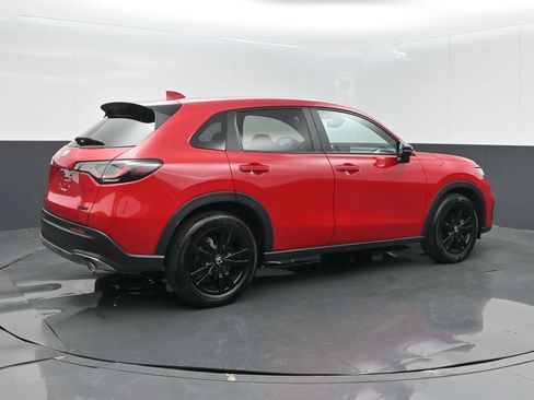 Certified 2026 Honda HR-V Sport image 8