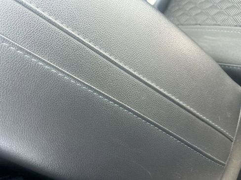 Used 2021 Chevrolet Blazer LT image 25