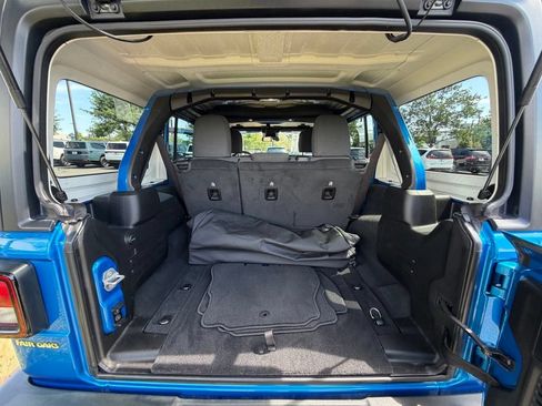 Used 2024 Jeep Wrangler Unlimited Sport AWD/4WD image 33