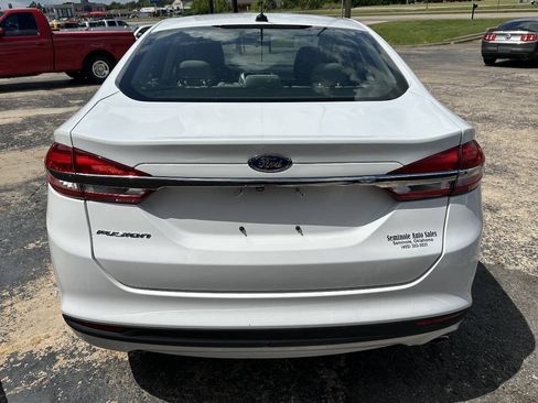 Used 2017 Ford Fusion S FWD image 8