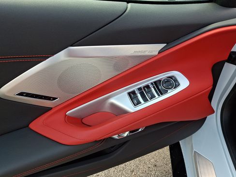 Used 2022 Chevrolet Corvette Stingray Preferred Conv w/ Battery Protection Package RWD image 12