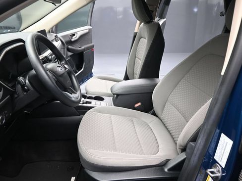 Used 2020 Ford Escape SE FWD image 9