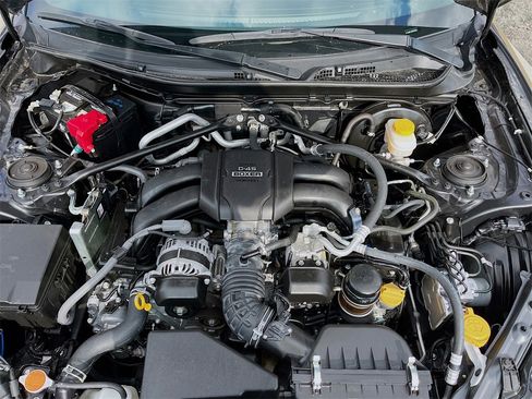 Used 2024 Toyota GR86 Premium image 28