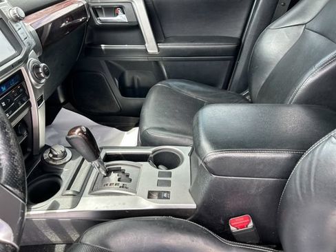 Used 2015 Toyota 4Runner Limited AWD/4WD image 30