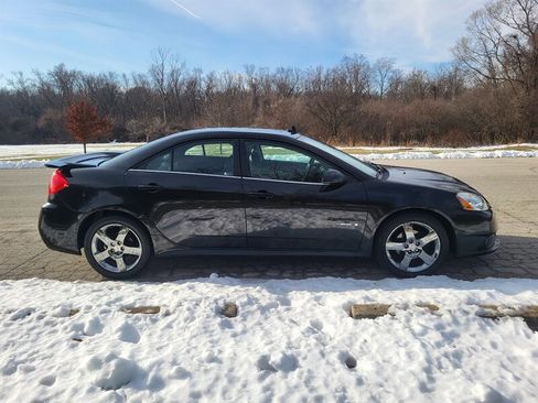 Used 2009 Pontiac G6 GXP w/ Sun And Sound Plus Package image 6