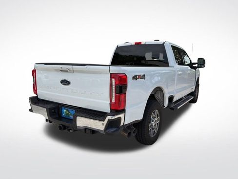 Used 2026 Ford F250 Lariat AWD/4WD image 5