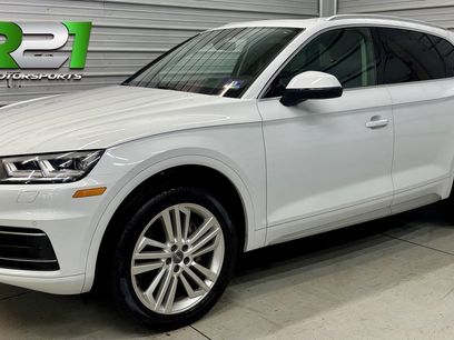 Used 2019 Audi Q5 2.0T Premium Plus w/ Premium Plus Package