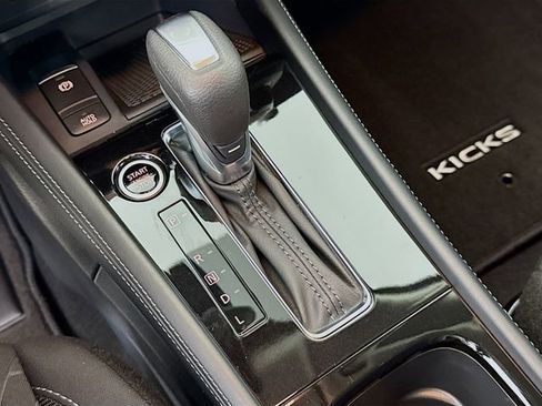 Used 2024 Nissan Kicks SV image 20