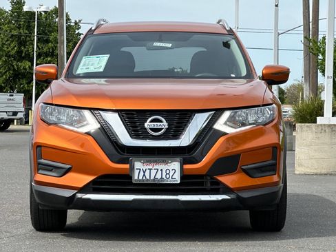 Used 2017 Nissan Rogue S w/ S Appearance Package image 9