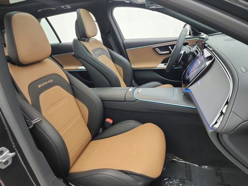 New 2026 Mercedes-Benz E 53 AMG e 4MATIC Wagon image 14