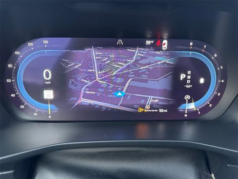 Certified 2024 Volvo XC40 B5 Plus w/ Climate Package image 20