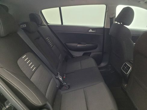 Used 2018 Kia Sportage LX FWD image 19
