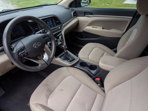 Used 2019 Hyundai Elantra SEL FWD image 8