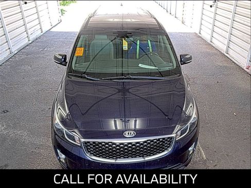 Used 2018 Kia Sedona EX FWD image 8