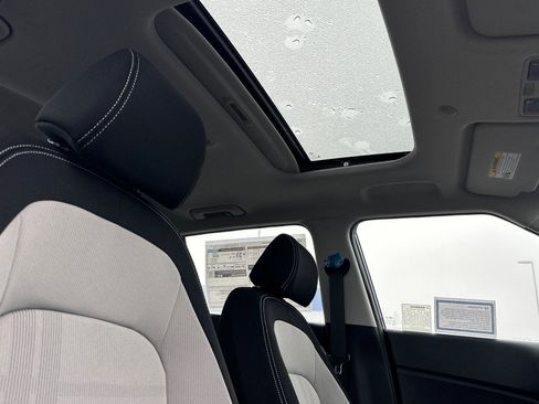 New 2026 Hyundai Venue SEL image 17