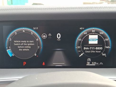 Certified 2025 Volkswagen Tiguan SE w/ Panoramic Sunroof Package image 25