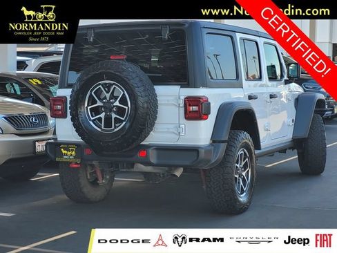 Certified 2025 Jeep Wrangler Unlimited Rubicon AWD/4WD image 4