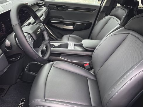 New 2026 Kia EV9 Light image 12