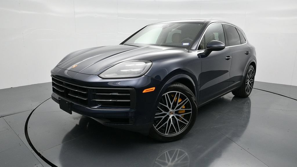 Certified 2025 Porsche Cayenne S AWD/4WD image 21