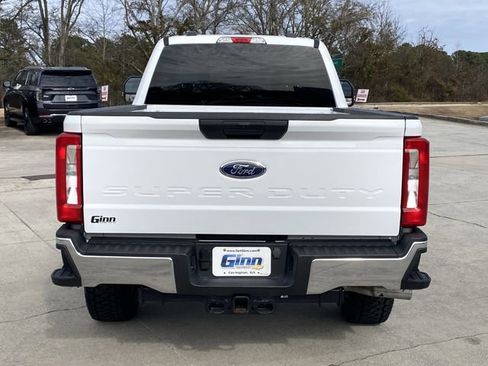 Used 2024 Ford F250 XLT image 5