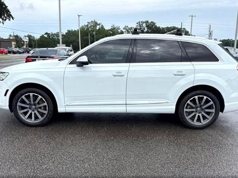 Used 2017 Audi Q7 3.0T Premium Plus w/ Premium Plus Package image 8