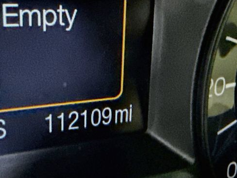Used 2016 Ford Explorer 4WD image 4