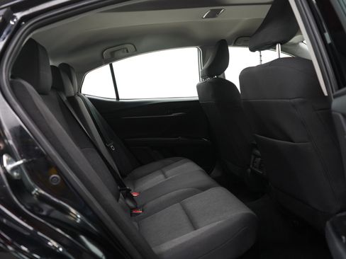 Used 2025 Toyota Camry LE image 11