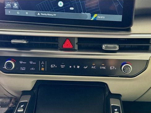 New 2026 Kia Sorento EX image 17