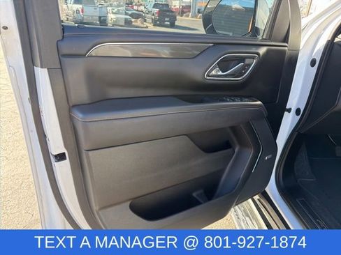 Used 2023 GMC Yukon XL AT4 w/ AT4 Premium Plus Package image 24
