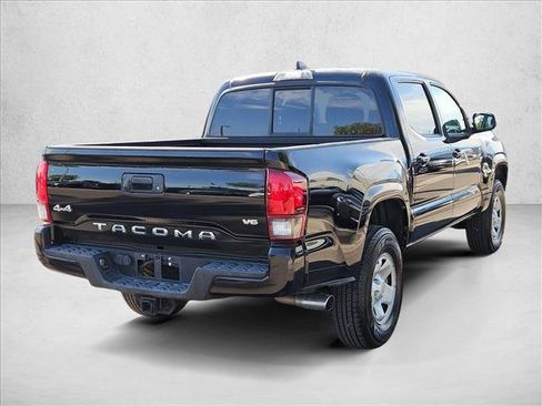 Used 2020 Toyota Tacoma SR AWD/4WD image 5