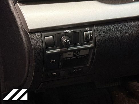 Used 2013 Subaru Legacy 2.5i Premium image 10