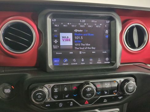 Used 2023 Jeep Wrangler Unlimited Rubicon w/ Cold Weather Group image 20