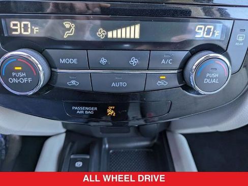 Certified 2021 Nissan Rogue Sport SL image 28