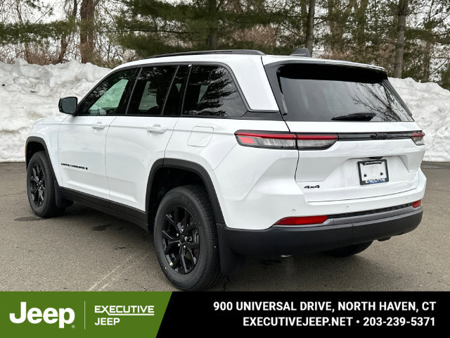 New 2026 Jeep Grand Cherokee Altitude AWD/4WD image 4