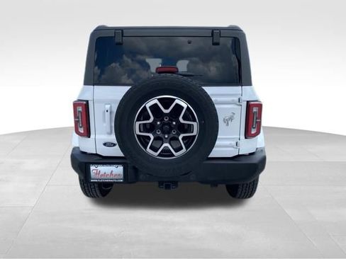 Used 2023 Ford Bronco Outer Banks AWD/4WD image 3