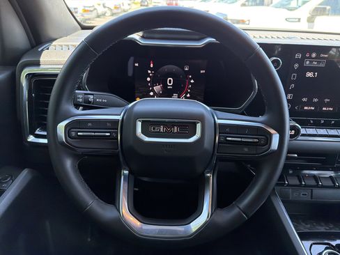 Used 2023 GMC Canyon Elevation w/ Convenience Package image 18