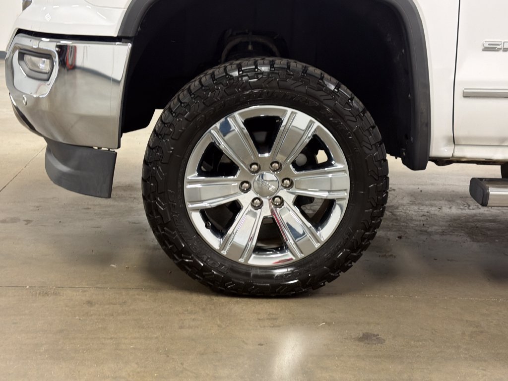 Used 2018 GMC Sierra 1500 SLT AWD/4WD image 9