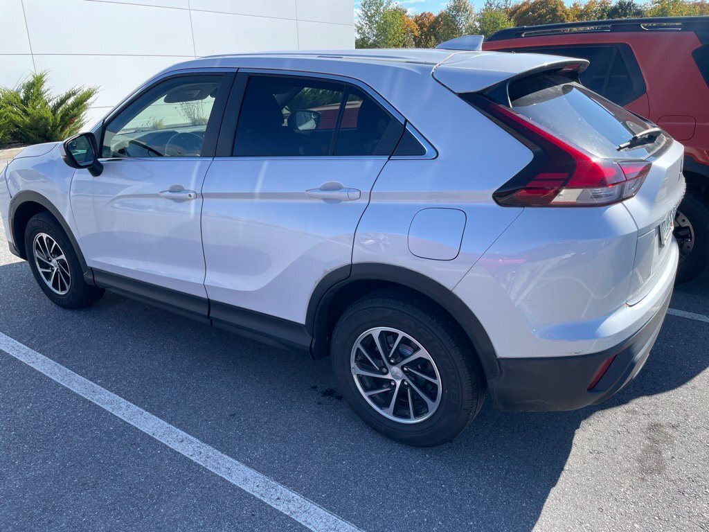 Used 2022 Mitsubishi Eclipse Cross ES AWD/4WD image 5