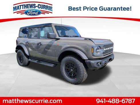 New 2026 Ford Bronco Badlands AWD/4WD image 1