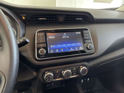 Certified 2025 Nissan Kicks Play S image 23
