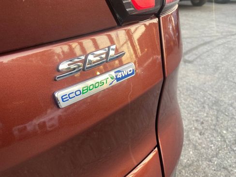 Used 2018 Ford Escape SEL AWD/4WD image 14