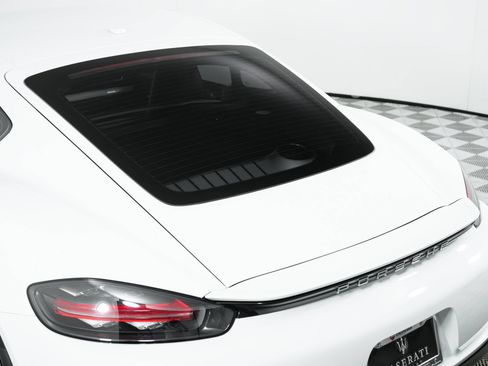 Used 2025 Porsche 718 Cayman RWD image 59