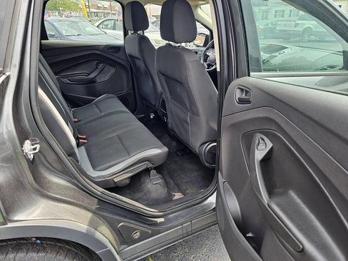 Used 2016 Ford Escape S image 8