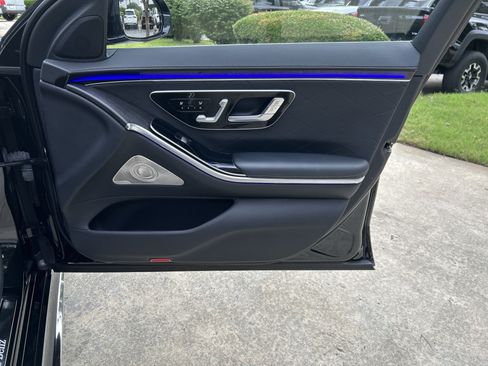 Certified 2021 Mercedes-Benz S 580 4MATIC Sedan image 48