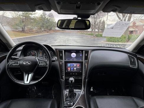 Used 2018 INFINITI Q50 Luxe image 18