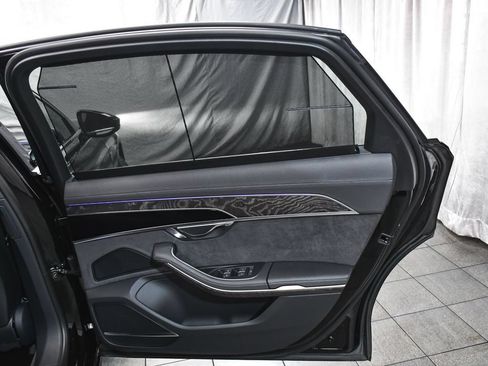 Used 2023 Audi A8 L 3.0T w/ Comfort Plus Package AWD/4WD image 15