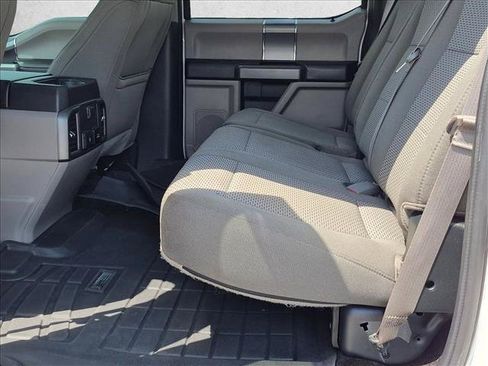Used 2018 Ford F150 XLT w/ Equipment Group 302A Luxury RWD image 15