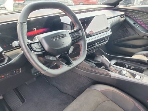 Used 2024 Dodge Charger Daytona Scat Pack w/ Plus Group AWD/4WD image 9